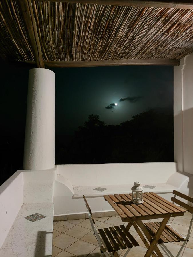 The Lighthouse Room สตรอมโบลี ภายนอก รูปภาพ
